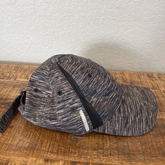 Athleta Women's Gray Baseball Cap Hat Adjustable One Size Athletic Space Dye - Picture 3 of 6